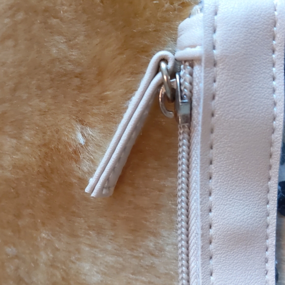 Cosmetic bag - Picture 3 of 4